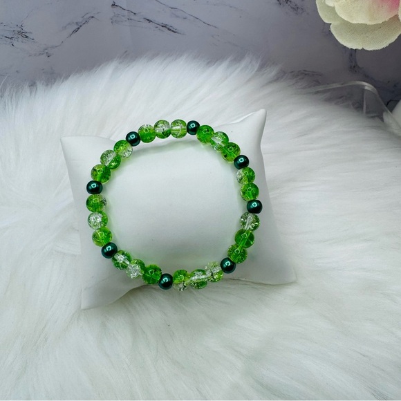 Gradient Glass Beaded Bracelet Style A Green - Picture 1 of 5